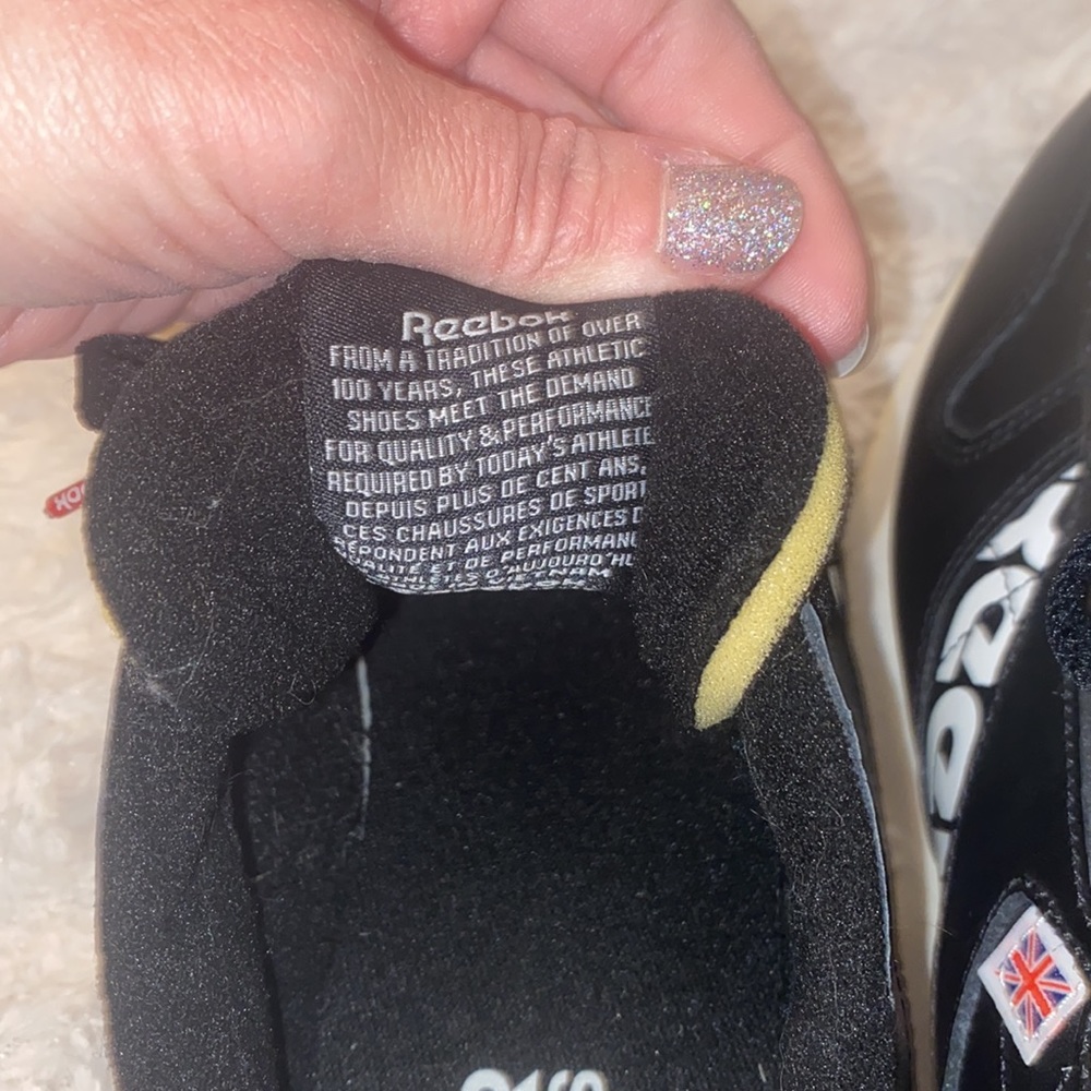 Mens Reebok Classic Sample Sneakers - Picture 6 of 8